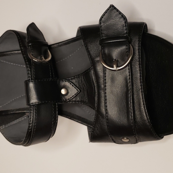 Dockers Wedge Sandals - Picture 4 of 6